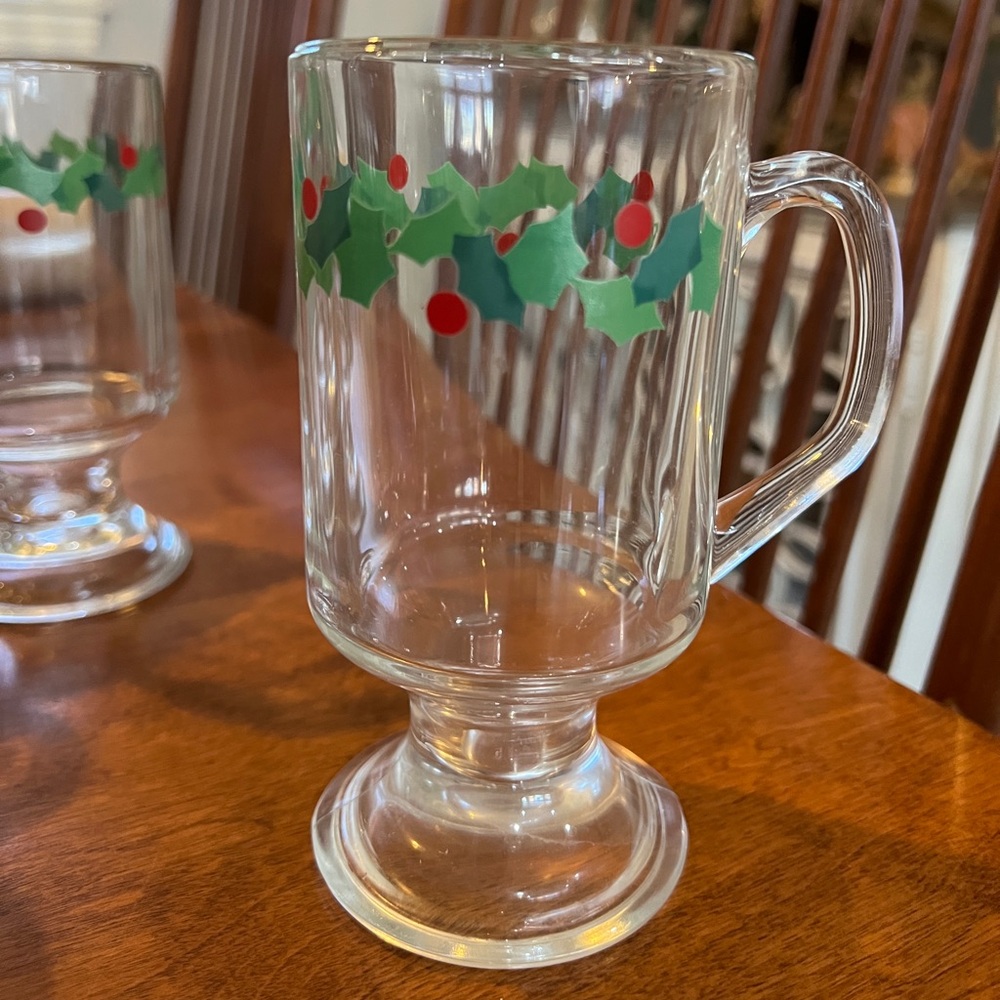 5 Vintage Christmas Glasses